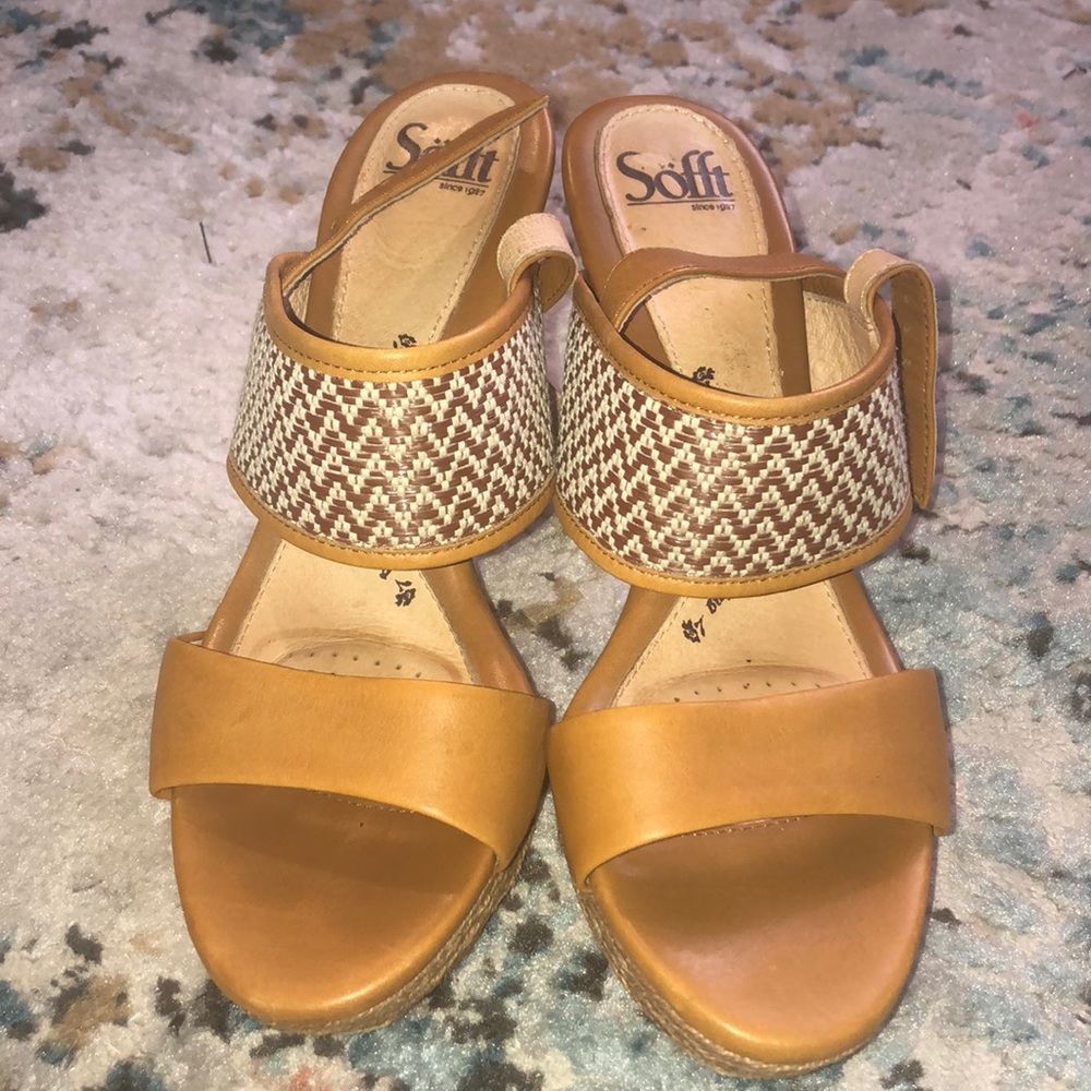 Born tan heels